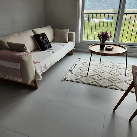 White Coral House Apartment *